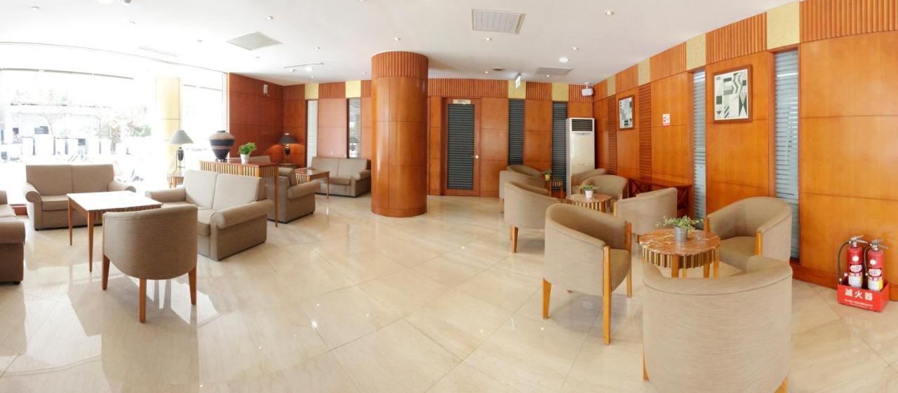 Hotel Avenue Hsinchu stad Exteriör bild