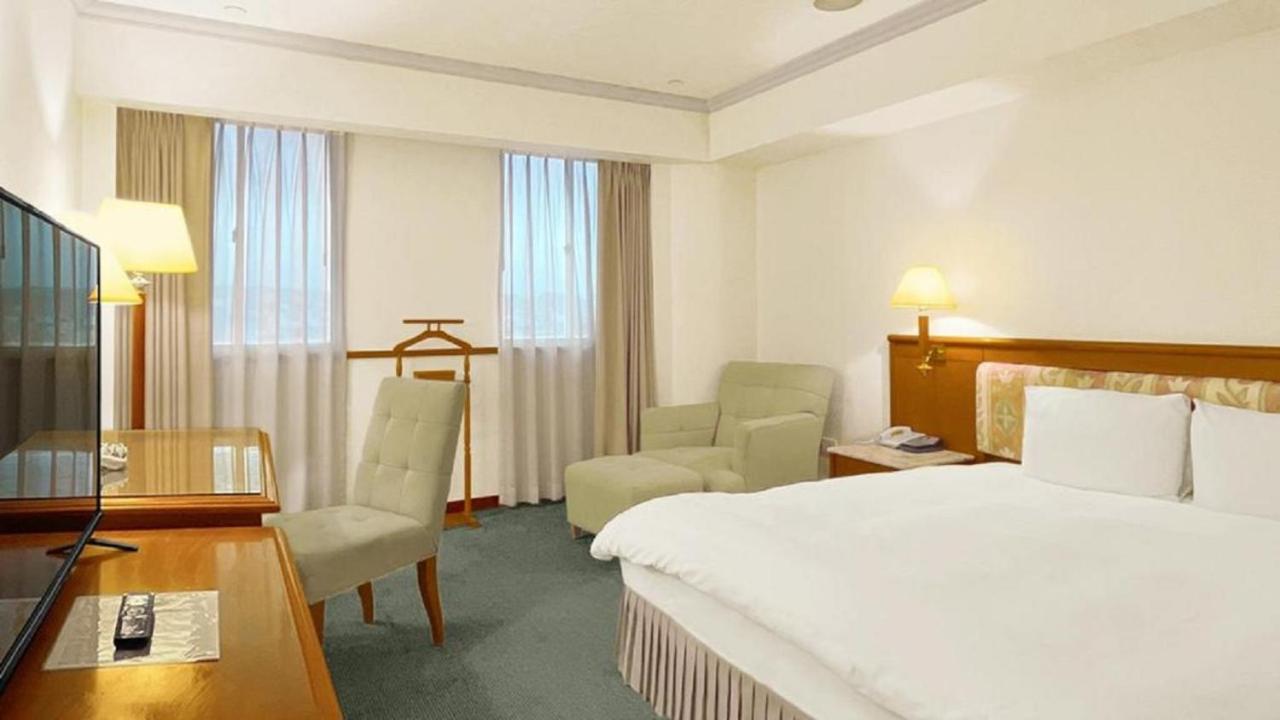 Hotel Avenue Hsinchu stad Exteriör bild